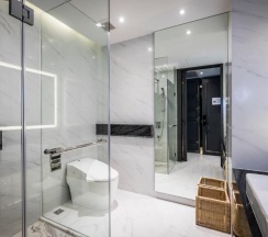 Двухместный номер Deluxe Sky Bath двуспальная кровать в Отель Wyndham Grand Nai Harn Beach Phuket