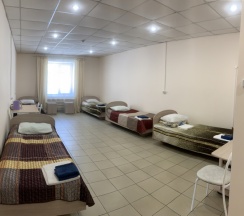 Кровать в общем номере с пятью кроватями в Парнас