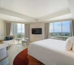 Двухместный номер Deluxe с видом на океан двуспальная кровать в Centara Karon Resort Phuket