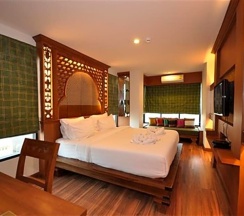 Номер Deluxe с частичным видом на море в Chalelarn Hotel