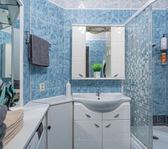Апартаменты с 3 комнатами с красивым видом из окна в Rooms4Rent