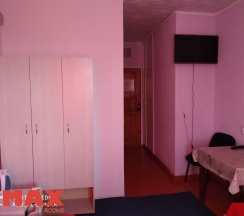 Номер стандарт эконом с 2 односпальными кроватями в Maxrooms Купино Сибирия