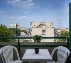 Номер Standard с балконом в Hotel Mamy