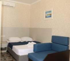 Трёхместный номер Standard в Марго