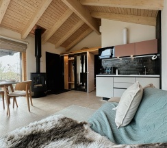 Лодж 4 с бесплатной сауной + Безлимитное посещение ЕлятыПарка в ЕлятыЛодж