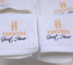 Полулюкс с балконом и с видом на город в Haven Hotel