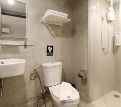 Двухместный номер Standard двуспальная кровать в Mybed Sathorn