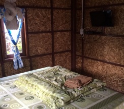 Двухместный номер Standard с балконом двуспальная кровать в Family Huts