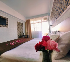 Двухместный Комфорт с балконом в Уральские самоцветы