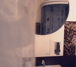 Улучшенный номер с кроватью размера «king-size» (ванная комната вне номера) в Villa a la Russe