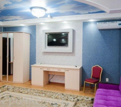 Номер стандарт с 2 односпальными кроватями в Пятерочка-люкс