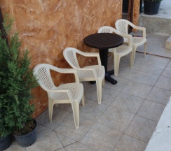 Трёхместный номер Comfort с балконом и с красивым видом из окна в Green hills