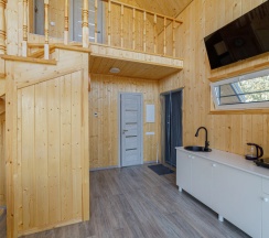 Коттедж с красивым видом из окна в БарнХаус
