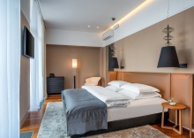 Royal Garden Suite в Crystal House Suite Hotel&SPA