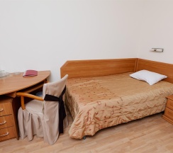 Номер Полулюкс 3-1 в Интурист