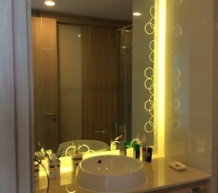 Апартаменты c 1 комнатой с балконом и рядом с пляжем в The Riviera Wongamat Hong Apartment