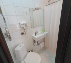 Стандартный номер (с односпальными кроватями) в Грибоедов хаус