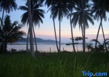 Вилла с видом на бассейн в The Beach Samui