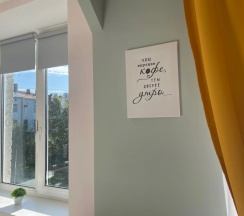 Апартаменты Standard в Апартаменты J&N Apartments Трёхместная студия с балконом в центре города Московский 16