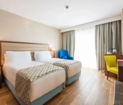 Номер Deluxe в Ramada Plaza by Wyndham Antalya