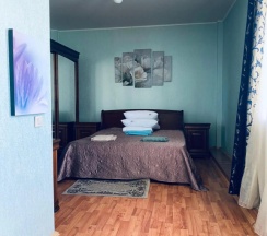 Четырёхместный люкс в Радуга