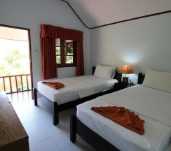 Двухместное бунгало (2 отдельные кровати) в Phi Phi Jungle Hill Bungalow