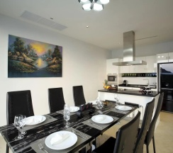 Pool Villa Modern с 3 спальнями с видом на море в Вилла Kata Sea View