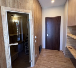 Коттедж Superior с балконом и с красивым видом из окна в Горки