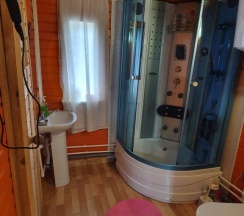 Коттедж рядом с пляжем в Тарховка