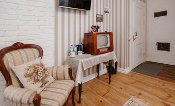 Номер стандарт улучшенный с 1 двуспальной кроватью в Дом купчихи Ершовой