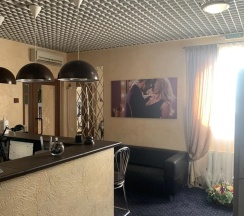 Номер улучшенный с 1 двуспальной кроватью в Эрмитаж