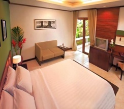 Одноместный номер Standard с видом на сад двуспальная кровать в Thai House Beach Resort
