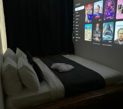 Номер Делюкс с кинотеатром в WineWood Moscow