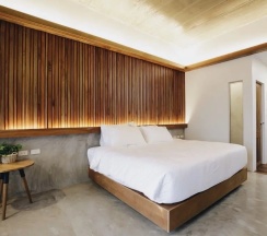Трёхместный номер Standard в Laekhon Nonbai Hotel