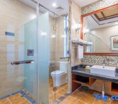 Вилла Deluxe в Rising Hot Spring Resort Kunming