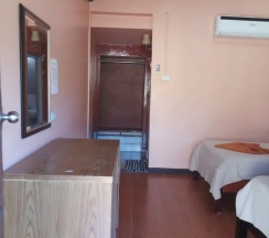 Двухместное бунгало с балконом (2 отдельные кровати) в Phi Phi Jungle Hill Bungalow