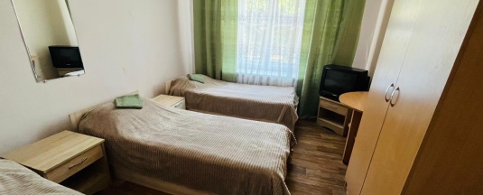 Трехместный номер Эконом, раздельные кровати (14; 15) в Сплав