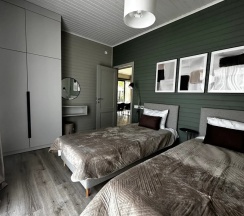 Коттедж улучшенный в Семиозерье