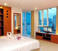 Двухместный номер Deluxe двуспальная кровать в Nam Hung Hotel