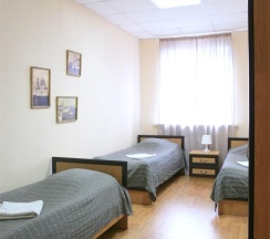 Кровать в 3-местном общем номере (с завтраком) в Купеческий дворик