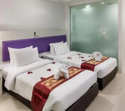 Двухместный номер Superior (2 отдельные кровати) в Armoni Patong Beach Hotel