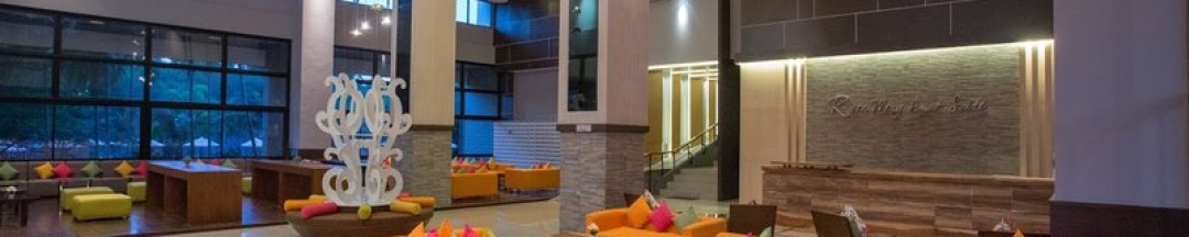 Номер Deluxe в R-Con Wong Amat Suite