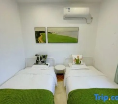Двухместный номер Standard (2 отдельные кровати) в Shanghai RUYIGE homestay