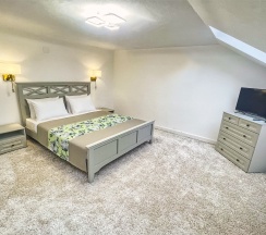 Люкс двухуровневый в Мореин