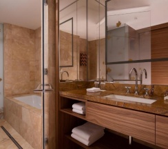 Номер комфорт премиум в Radisson Blu Olympiyskiy Hotel Moscow