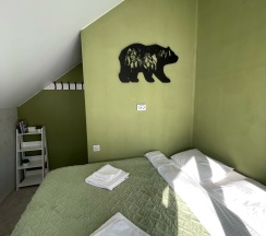 Дом с бассейном в Такой дом