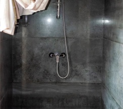 Семейный в Альпийский двор