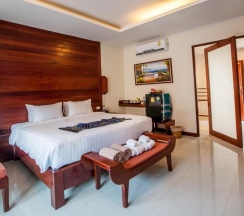 Двухместная вилла с видом на бассейн двуспальная кровать в Howard Johnson by Wyndham Phuket Naiyang