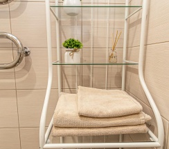 Апартаменты улучшенные Октябрьская 181/2 в Gallery Apartments (Гэлари Апартментс)