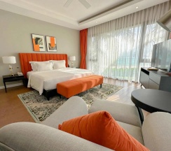 Вилла Tropicana с 3 комнатами рядом с пляжем в Vinpearl Resort & Spa Nha Trang Bay